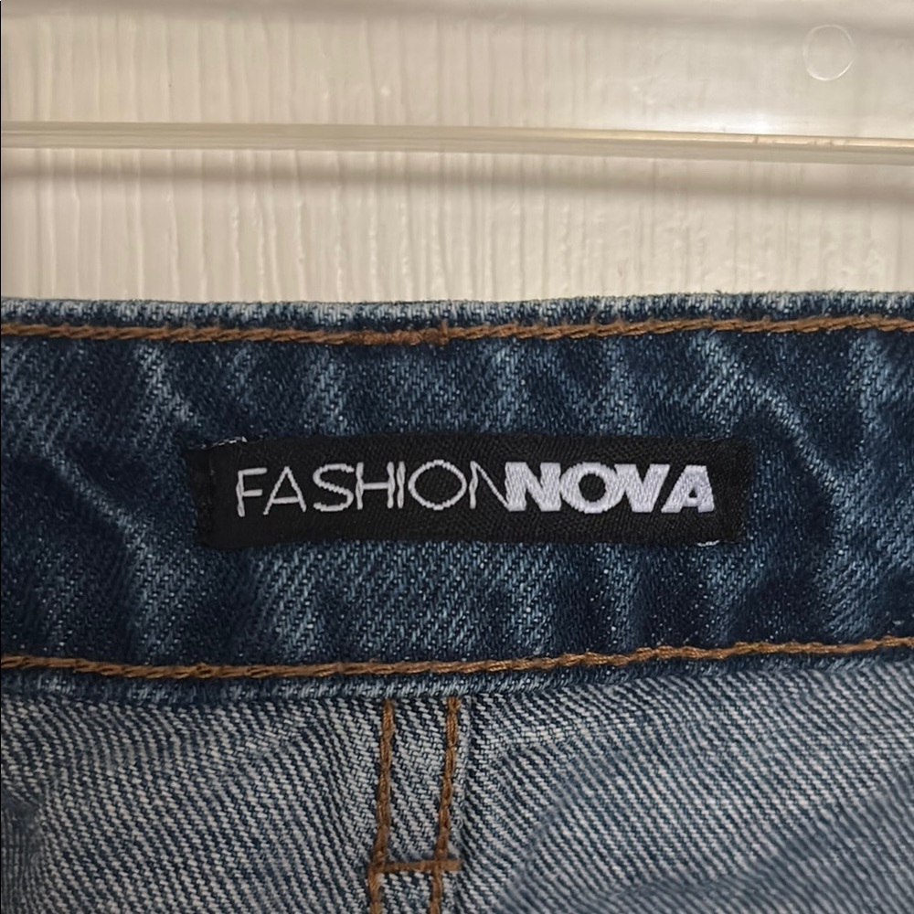 Fashion Nova Distressed Blue Jeans - Picture 2 of 3